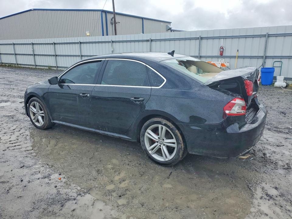 2013 Volkswagen Passat მანქანა იყიდება აუქციონზე, vin: 1VWBH7A35DC118632, აუქციონის ნომერი: 52432636