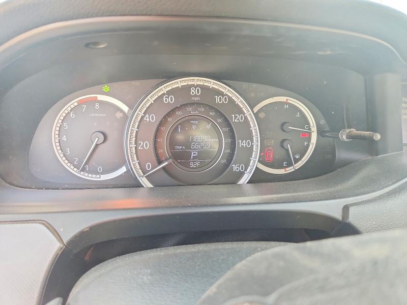 53626616 :رقم المزاد ، 1HGCR2F30FA166216 vin ، 2015 Honda Accord مزاد بيع