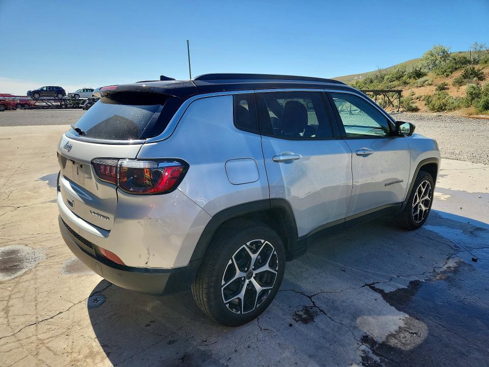 53614006 :رقم المزاد ، 3C4NJDCNXST578579 vin ، 2025 Jeep Compass مزاد بيع
