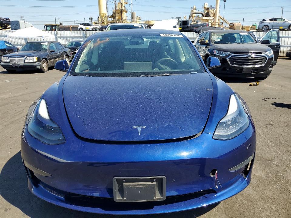 52702696 :رقم المزاد ، 5YJ3E1EA7PF621124 vin ، 2023 Tesla Model 3 مزاد بيع