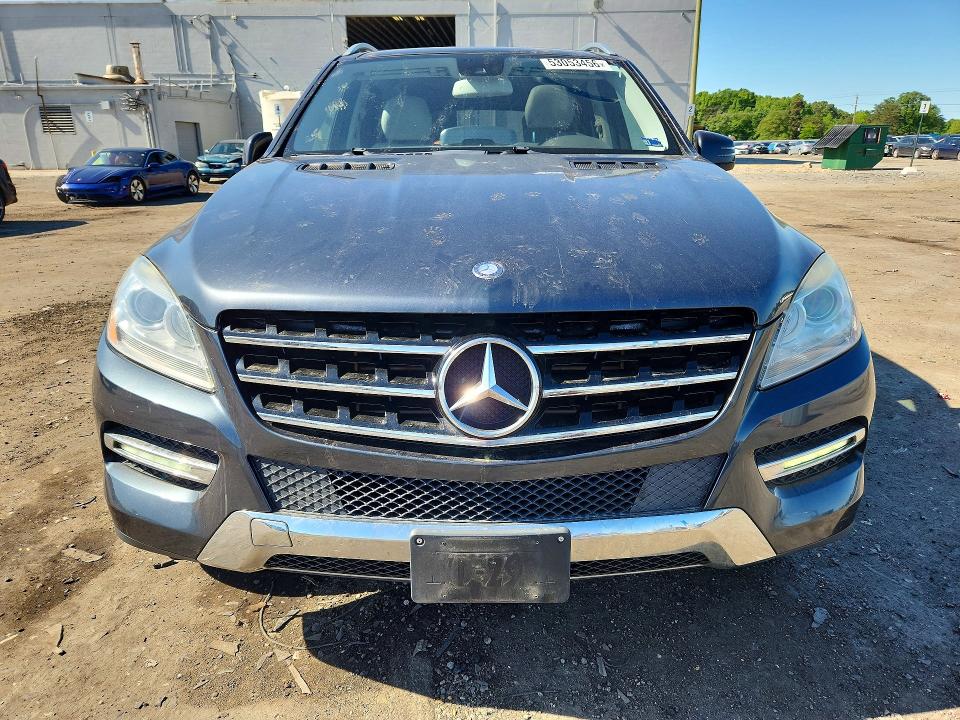 53053456 :رقم المزاد ، 4JGDA2EB9CA015059 vin ، 2012 Mercedes-benz Ml مزاد بيع
