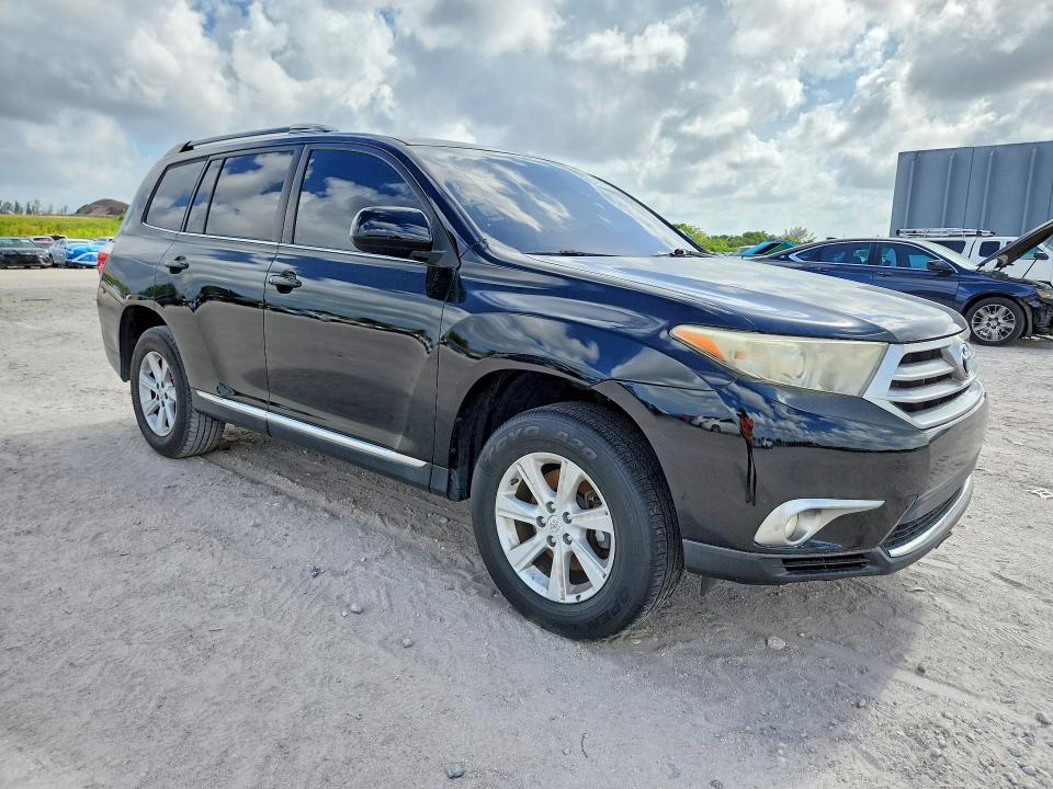 54944216 :رقم المزاد ، 5TDZK3EH4DS097854 vin ، 2013 Toyota Highlander مزاد بيع
