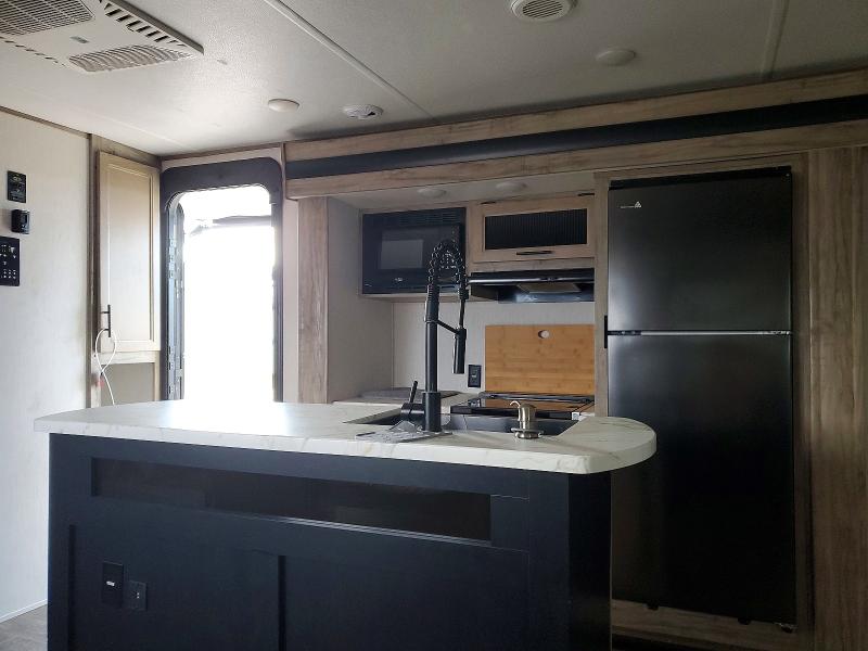 Продажа на аукционе авто 2022 Forest River Cherokee Forest Riv, vin: 5ZT2CKYB9N2006536, номер лота: 50079146