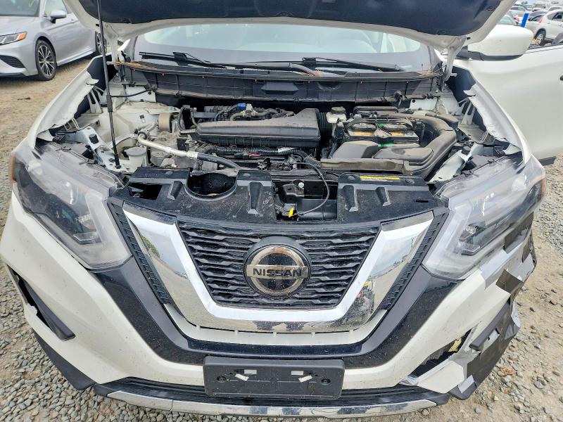 Продаж на аукціоні авто 2020 Nissan Rogue, vin: KNMAT2MV4LP537379, номер лоту: 52941226