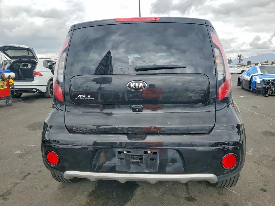 Продаж на аукціоні авто 2017 Kia Soul, vin: KNDJP3A51H7418727, номер лоту: 55220406