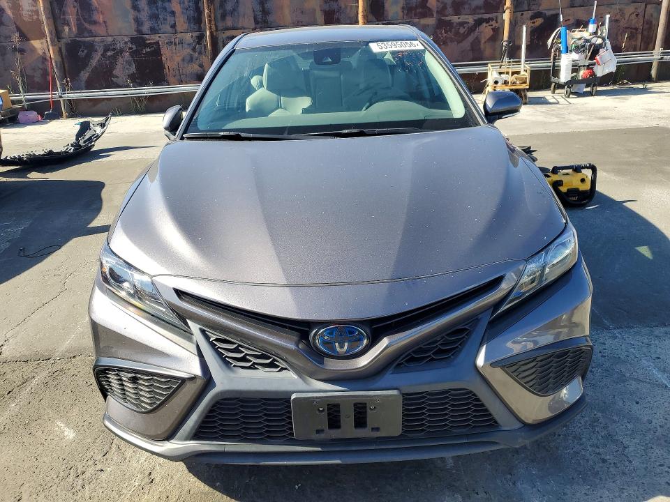Продаж на аукціоні авто 2022 Toyota Camry Hybrid, vin: 4T1G31AKXNU594796, номер лоту: 53595056