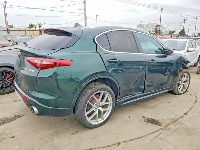2021 Alfa Romeo Stelvio მანქანა იყიდება აუქციონზე, vin: ZASPAKBN1M7D03986, აუქციონის ნომერი: 52084356