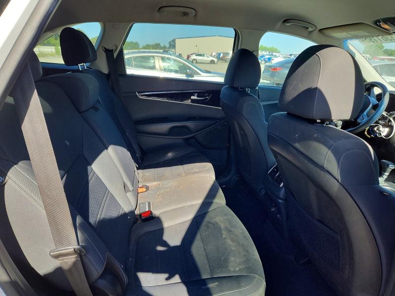 Продажа на аукционе авто 2019 Kia Sorento, vin: 5XYPG4A54KG558586, номер лота: 53361196