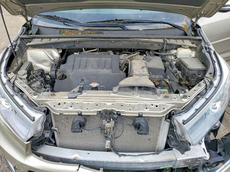 53759156 :رقم المزاد ، 5TDDKRFH9FS208137 vin ، 2015 Toyota Highlander مزاد بيع