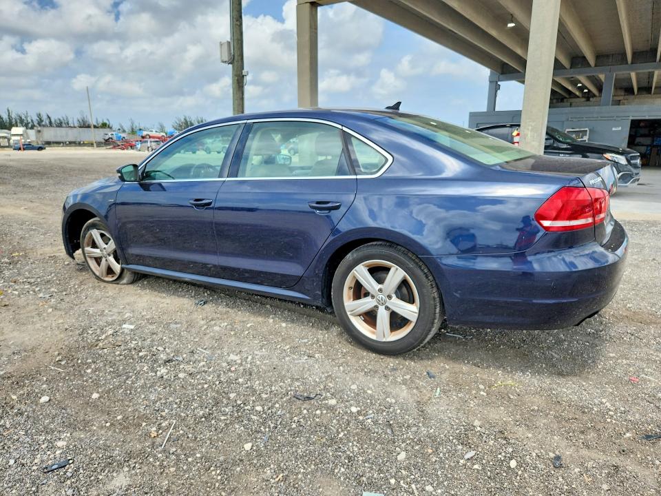 54838886 :رقم المزاد ، 1VWAS7A30FC107618 vin ، 2015 Volkswagen Passat مزاد بيع