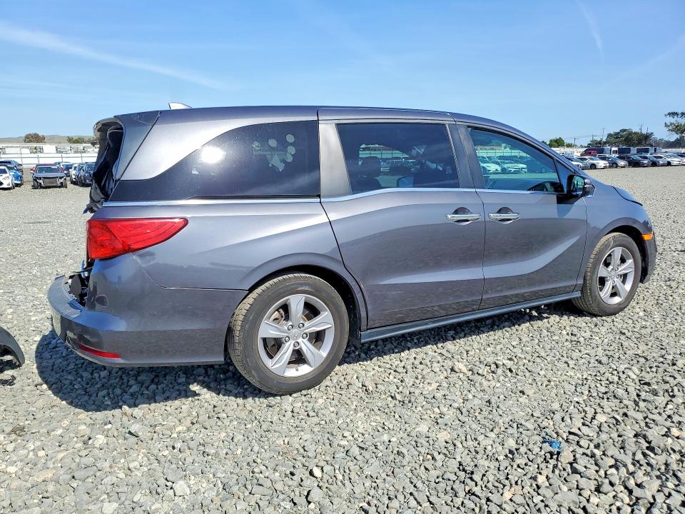 53264076 :رقم المزاد ، 5FNRL6H57JB101766 vin ، 2018 Honda Odyssey مزاد بيع