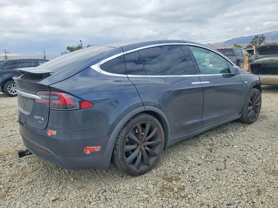 Продаж на аукціоні авто 2016 Tesla Model X, vin: 5YJXCBE29GF017175, номер лоту: 55624536