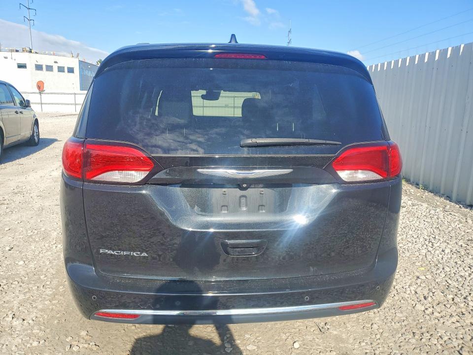 53229626 :رقم المزاد ، 2C4RC1EG4HR817029 vin ، 2017 Chrysler Pacifica مزاد بيع