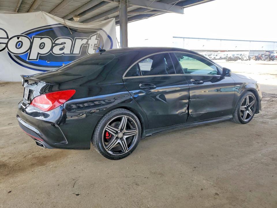 55800686 :رقم المزاد ، WDDSJ4EB5GN388286 vin ، 2016 Mercedes-benz Cla مزاد بيع