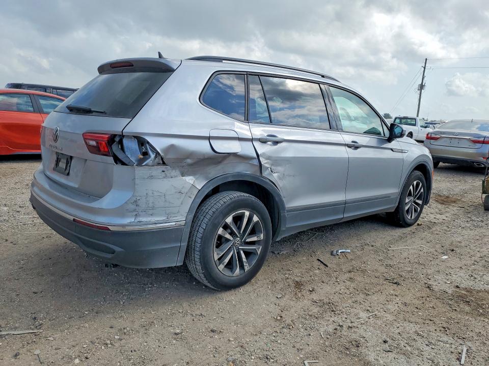 54295836 :رقم المزاد ، 3VV1B7AX7NM088232 vin ، 2022 Volkswagen Tiguan مزاد بيع