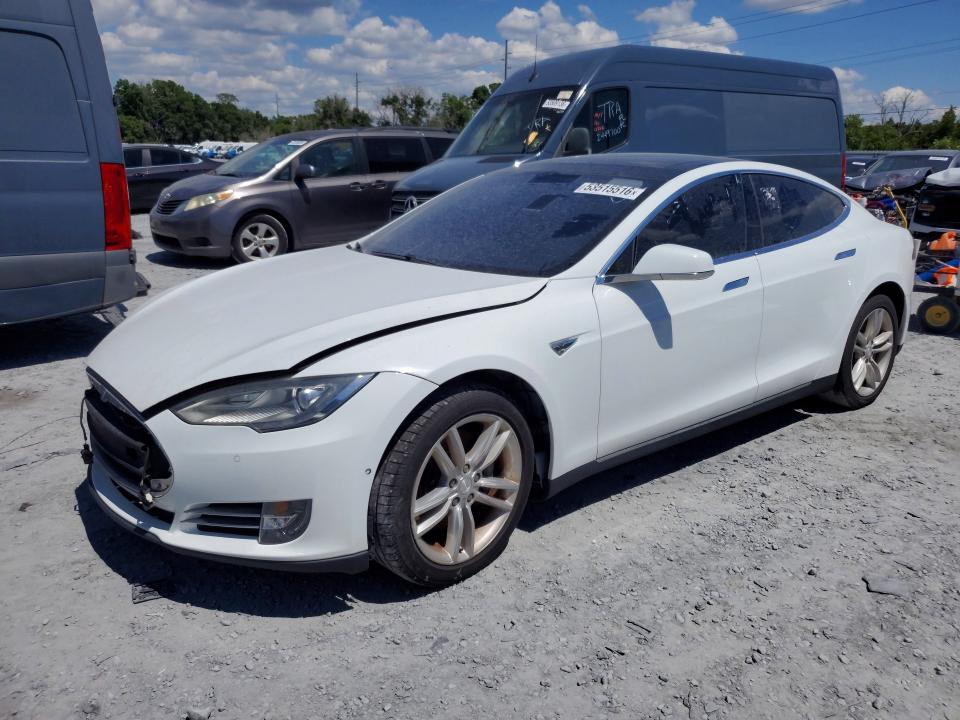 Продажа на аукционе авто 2014 Tesla Model S, vin: 5YJSA1S13EFP65505, номер лота: 53515516