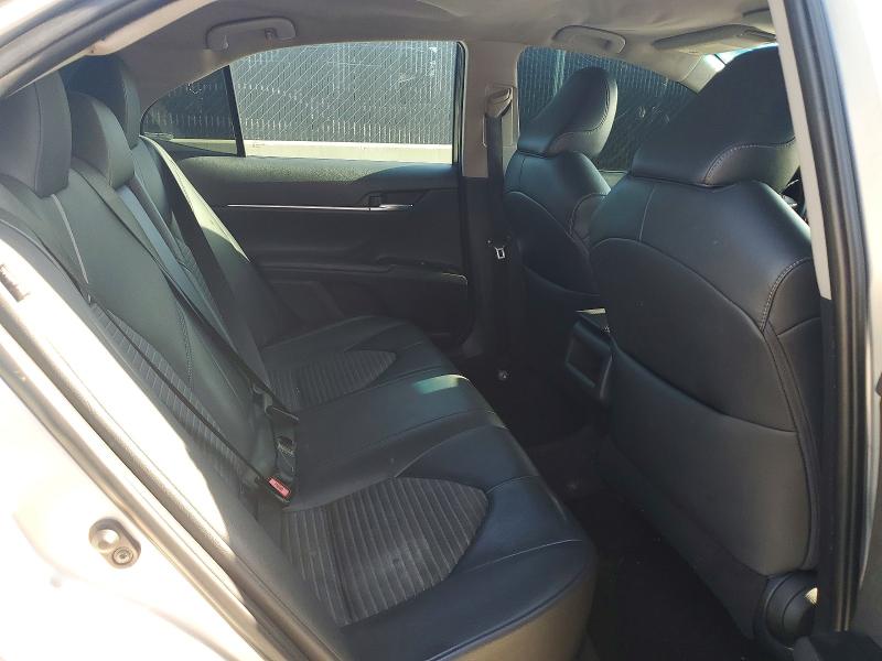 Продажа на аукционе авто 2018 Toyota Camry, vin: 4T1B11HK6JU548432, номер лота: 53875336