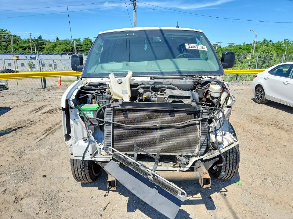 55069736 :رقم المزاد ، 1GCWGFCFXF1154856 vin ، 2015 Chevrolet Express G2500 مزاد بيع