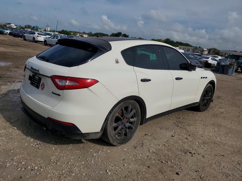 Продажа на аукционе авто 2017 Maserati Levante, vin: ZN661XUA3HX257870, номер лота: 55558806
