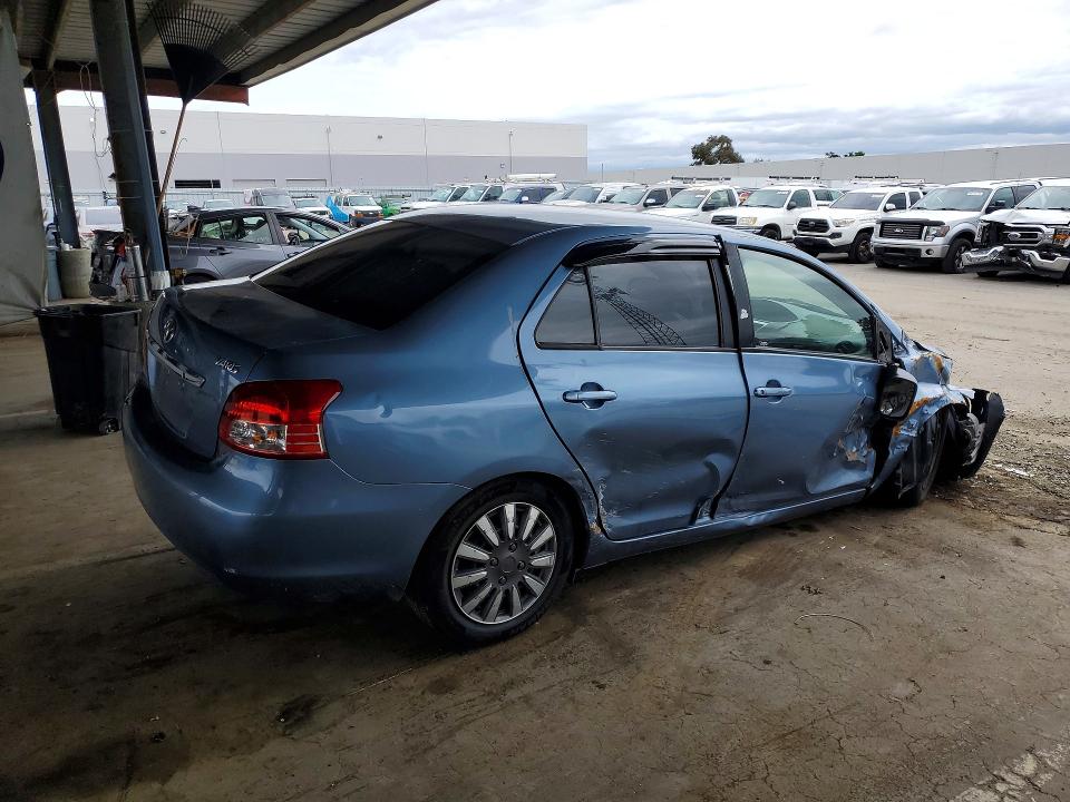 52692276 :رقم المزاد ، JTDBT923271148277 vin ، 2007 Toyota Yaris مزاد بيع