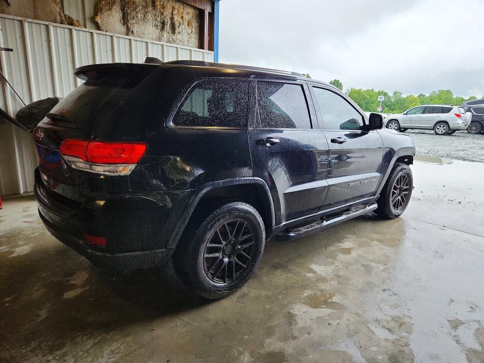52483536 :رقم المزاد ، 1C4RJFAG7JC151775 vin ، 2018 Jeep Grand Cherokee مزاد بيع