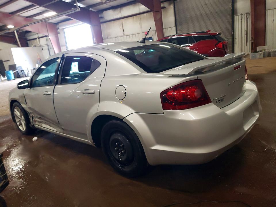 52542996 :رقم المزاد ، 1B3BD1FG5BN586435 vin ، 2011 Dodge Avenger مزاد بيع