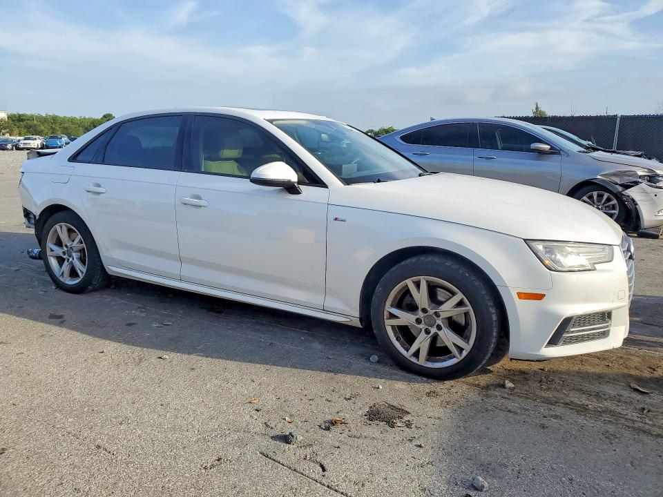 Продаж на аукціоні авто 2018 Audi A4, vin: WAUKMAF47JA081133, номер лоту: 54939576