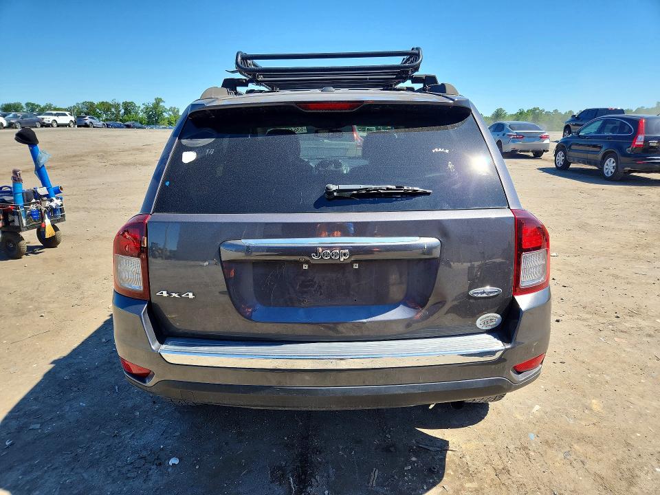 53642556 :رقم المزاد ، 1C4NJDEB1FD162337 vin ، 2015 Jeep Compass مزاد بيع
