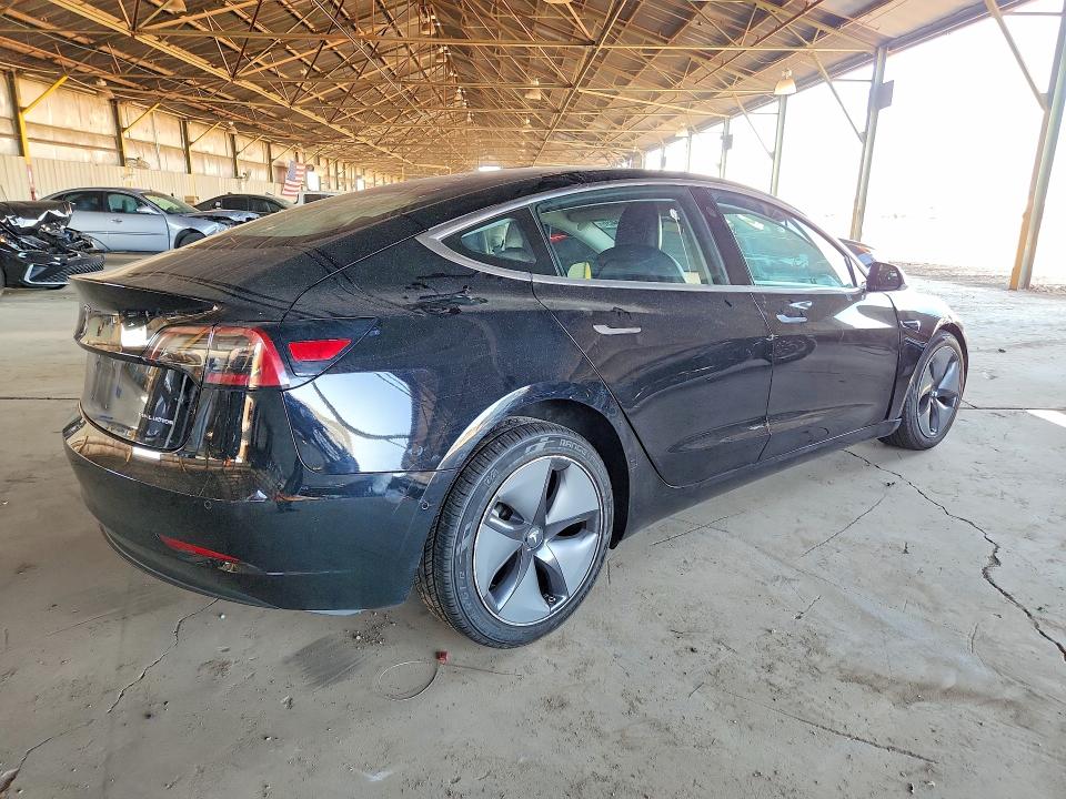 Продаж на аукціоні авто 2018 Tesla Model 3, vin: 5YJ3E1EB4JF128002, номер лоту: 54914436