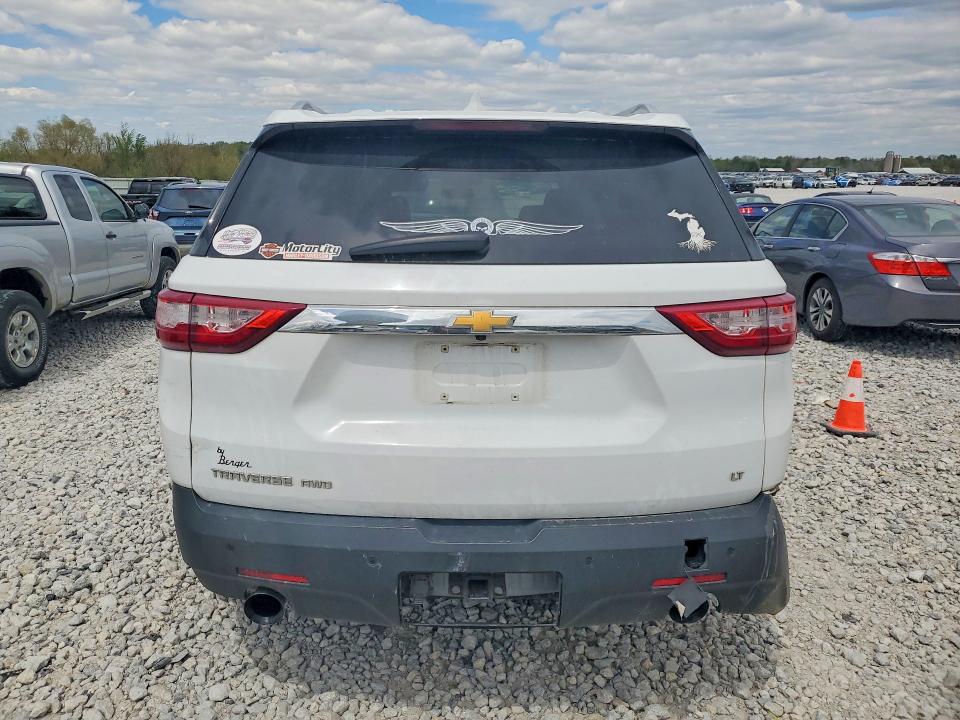 Продажа на аукционе авто 2018 Chevrolet Traverse, vin: 1GNEVGKW2JJ220938, номер лота: 51808976