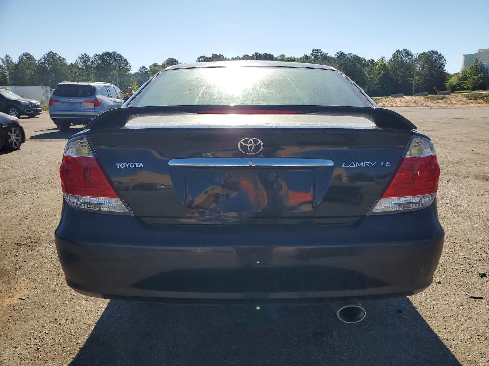 53717086 :رقم المزاد ، 4T1BE32K95U054449 vin ، 2005 Toyota Camry مزاد بيع