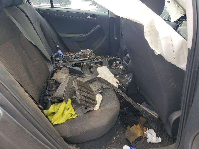 52584976 :رقم المزاد ، 3VW2K7AJXFM294724 vin ، 2015 Volkswagen Jetta مزاد بيع