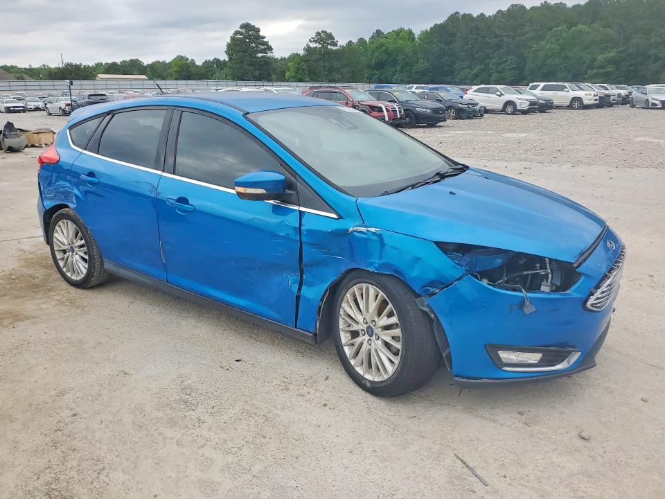 Продажа на аукционе авто 2015 Ford Focus, vin: 1FADP3N24FL293391, номер лота: 52522716