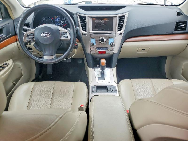 55451846 :رقم المزاد ، 4S4BRDNC0E2314974 vin ، 2014 Subaru Outback مزاد بيع