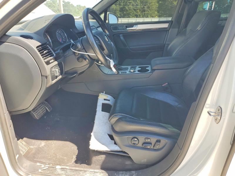 53168596 :رقم المزاد ، WVGRF7BP5HD006885 vin ، 2017 Volkswagen Touareg مزاد بيع