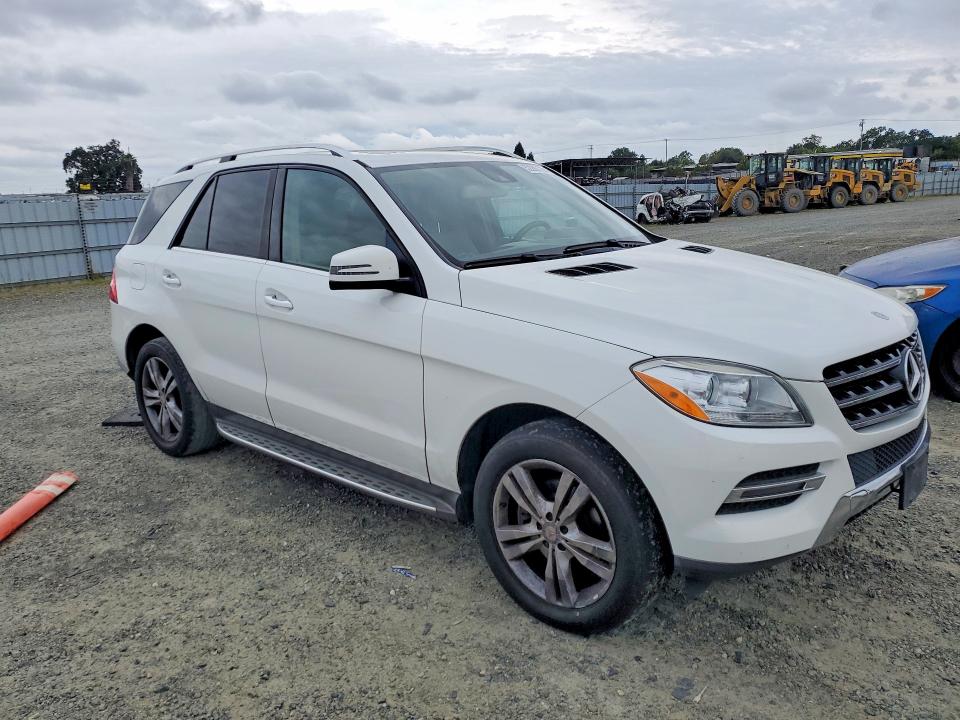 Продаж на аукціоні авто 2015 Mercedes-benz Ml, vin: 4JGDA5HB5FA605311, номер лоту: 52285726