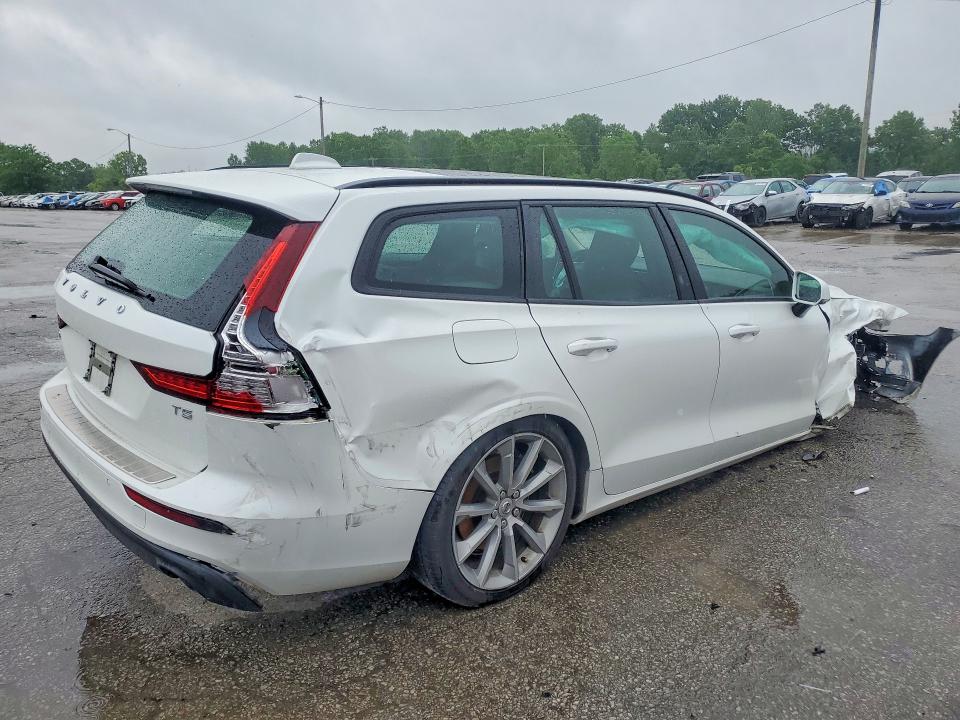 Продажа на аукционе авто 2020 Volvo V60, vin: YV1102EK9L2367511, номер лота: 54690736