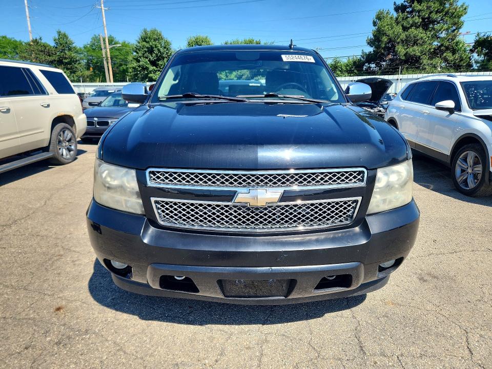 Продажа на аукционе авто 2011 Chevrolet Tahoe, vin: 1GNSKAE07BR391798, номер лота: 55244676