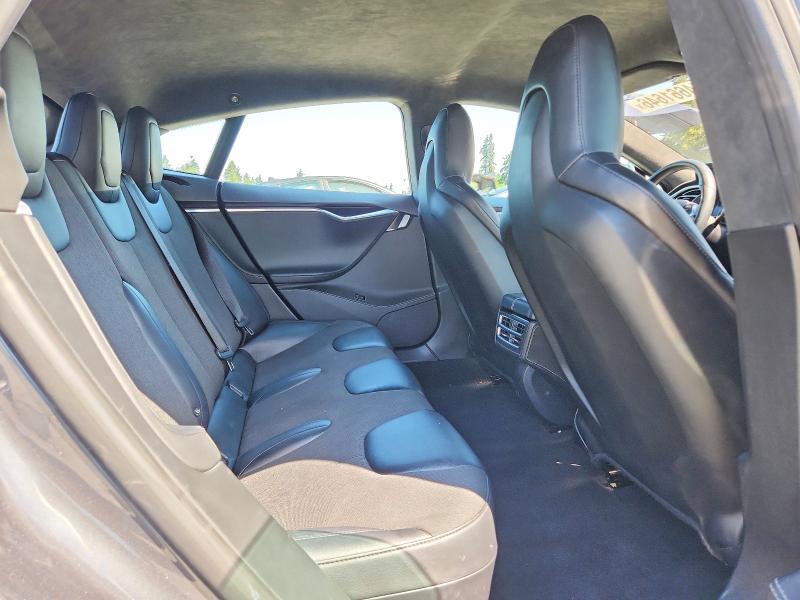 Продаж на аукціоні авто 2015 Tesla Model S, vin: 5YJSA1H20FFP70307, номер лоту: 54661646