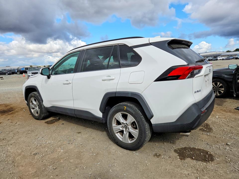 Продажа на аукционе авто 2021 Toyota Rav4, vin: 2T3W1RFV3MW125137, номер лота: 54551146
