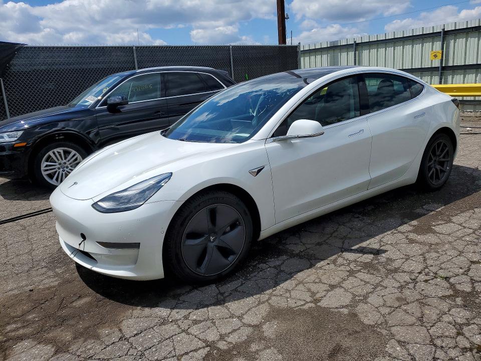 2020 Tesla Model 3 მანქანა იყიდება აუქციონზე, vin: 5YJ3E1EAXLF785266, აუქციონის ნომერი: 52354476