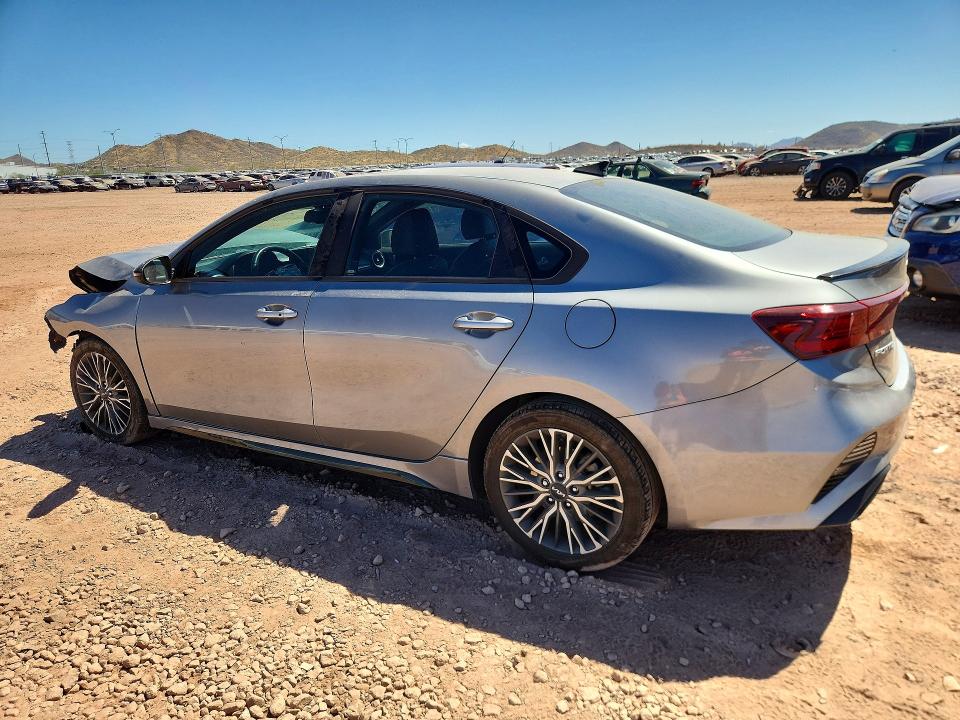52599796 :رقم المزاد ، 3KPF54AD7NE421832 vin ، 2022 Kia Forte مزاد بيع