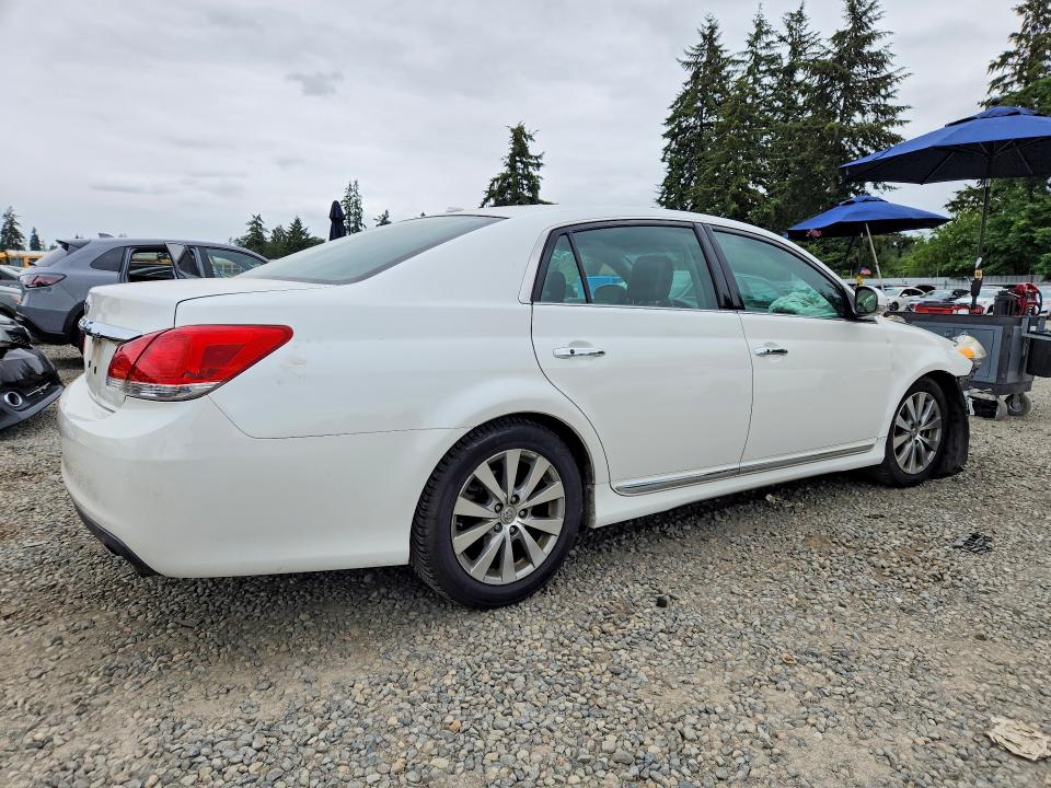 55529546 :رقم المزاد ، 4T1BK3DB5BU399771 vin ، 2011 Toyota Avalon مزاد بيع