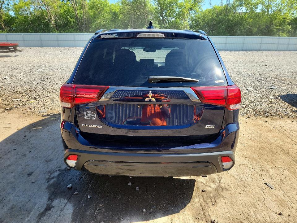 2020 Mitsubishi Outlander მანქანა იყიდება აუქციონზე, vin: JA4AZ3A38LZ027770, აუქციონის ნომერი: 55042706