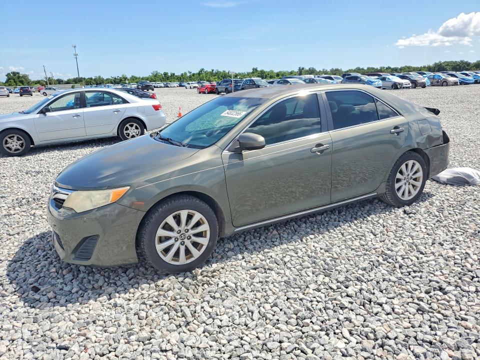 54832566 :رقم المزاد ، 4T1BF1FK3CU597000 vin ، 2012 Toyota Camry مزاد بيع