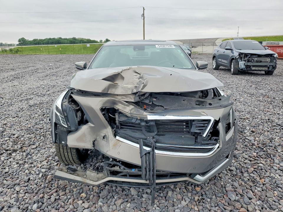 54507536 :رقم المزاد ، 1G6KF5RS1JU102140 vin ، 2018 Cadillac Ct6 مزاد بيع