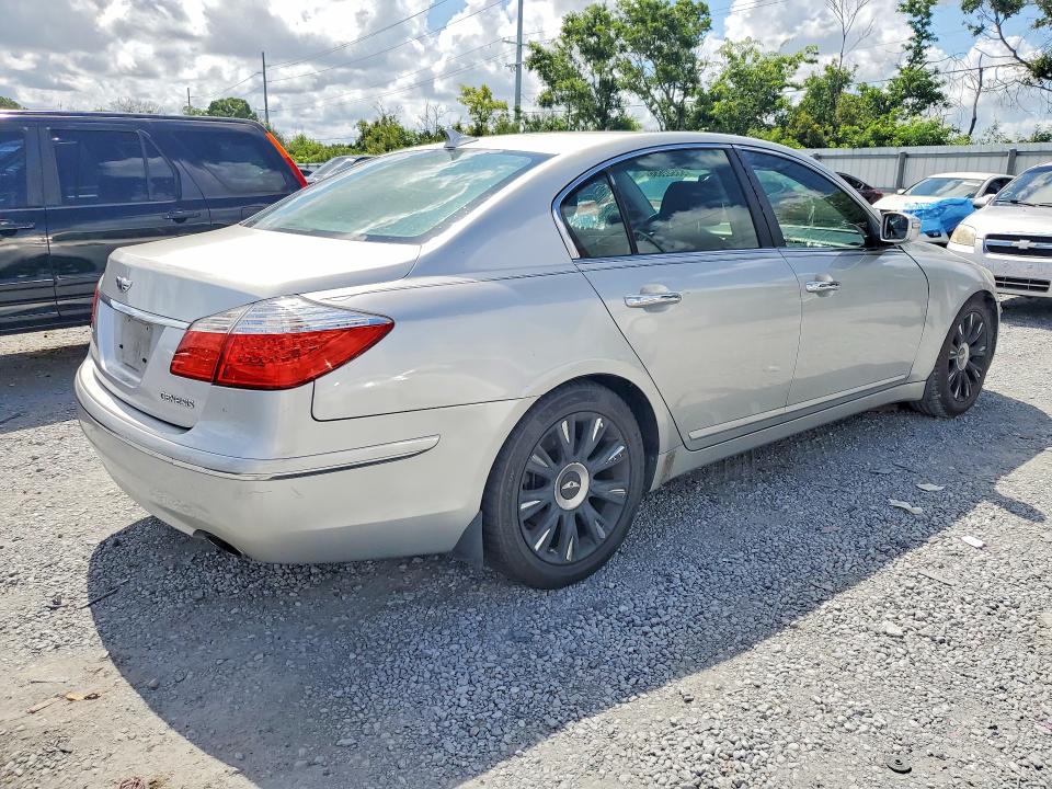 53522656 :رقم المزاد ، KMHGC4DE3BU139128 vin ، 2011 Hyundai Genesis مزاد بيع