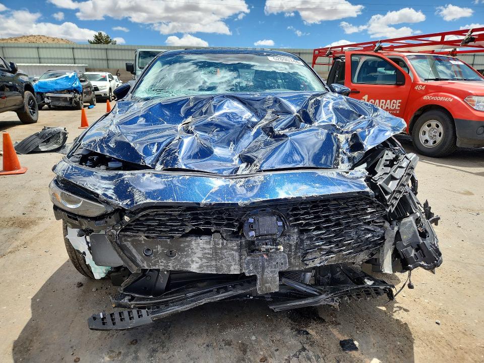 52090346 :رقم المزاد ، JM1BPACL3T1872686 vin ، 2026 Mazda 3 مزاد بيع