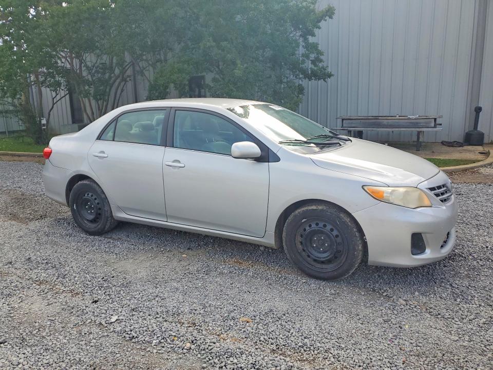 55008846 :رقم المزاد ، 2T1BU4EE3DC076753 vin ، 2013 Toyota Corolla مزاد بيع