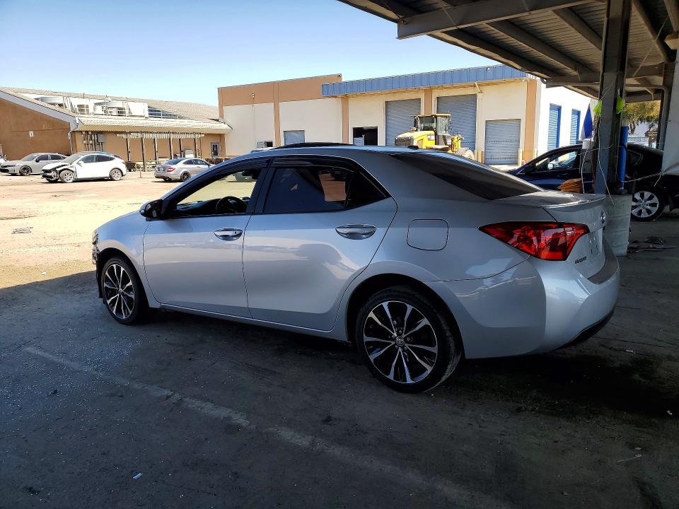 52416156 :رقم المزاد ، 2T1BURHE6JC019998 vin ، 2018 Toyota Corolla مزاد بيع